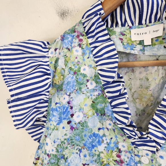 Entro Ruffle Floral Top - Picture 2 of 6